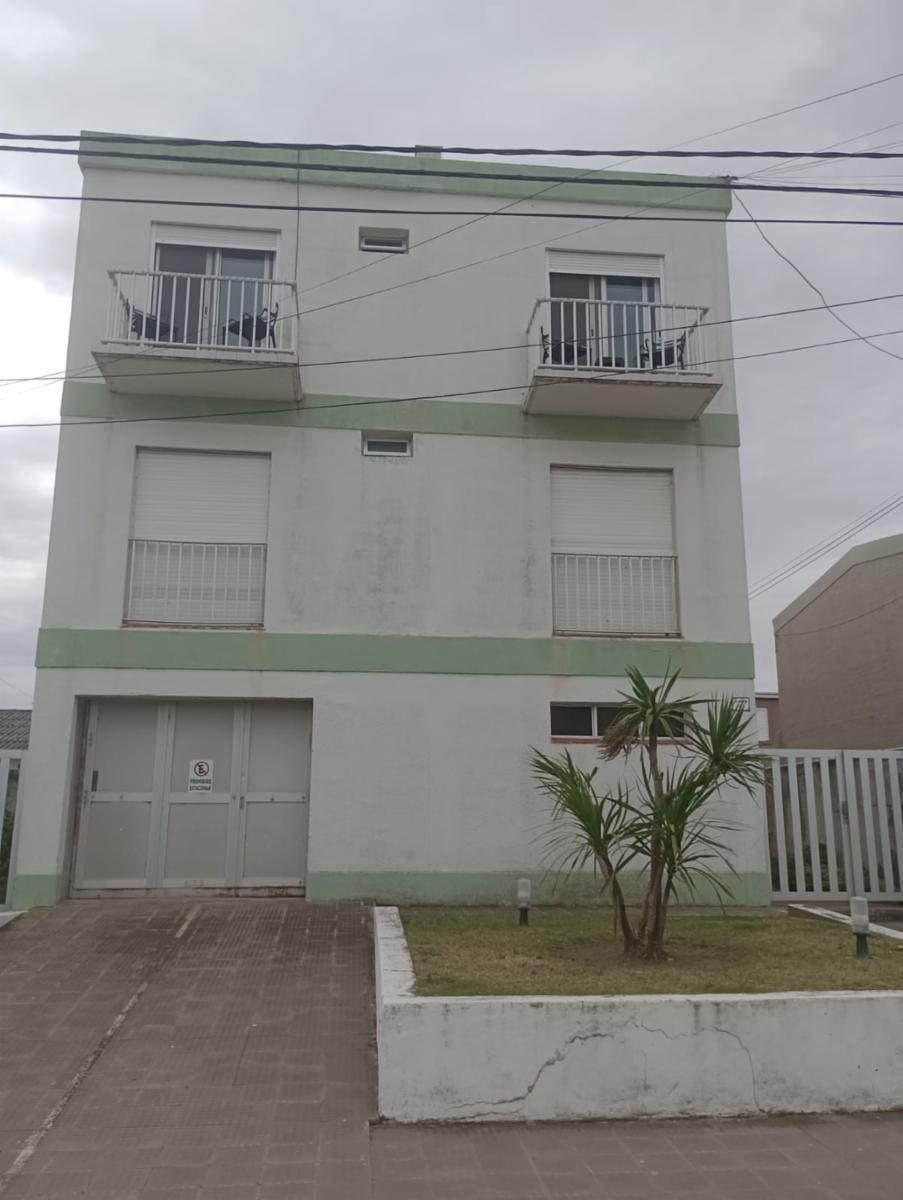 DEPTO EDIFICIO CENTINELA PARA 4 PERSONAS A 150 METROS DEL MAR