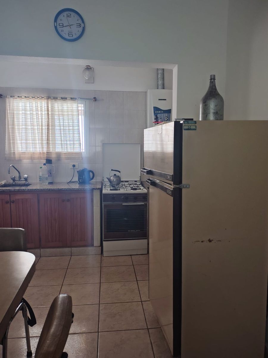 CASA COMODA PARA 8 PERSONAS EN CALLE PAMPA AL 500 — foto 12