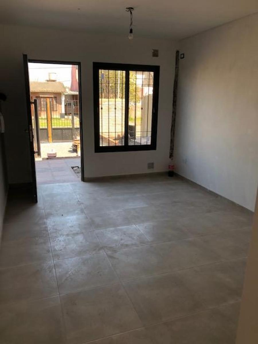 Estrene Duplex 3 Ambientes Apto Crédito con cochera y fondo — foto 5