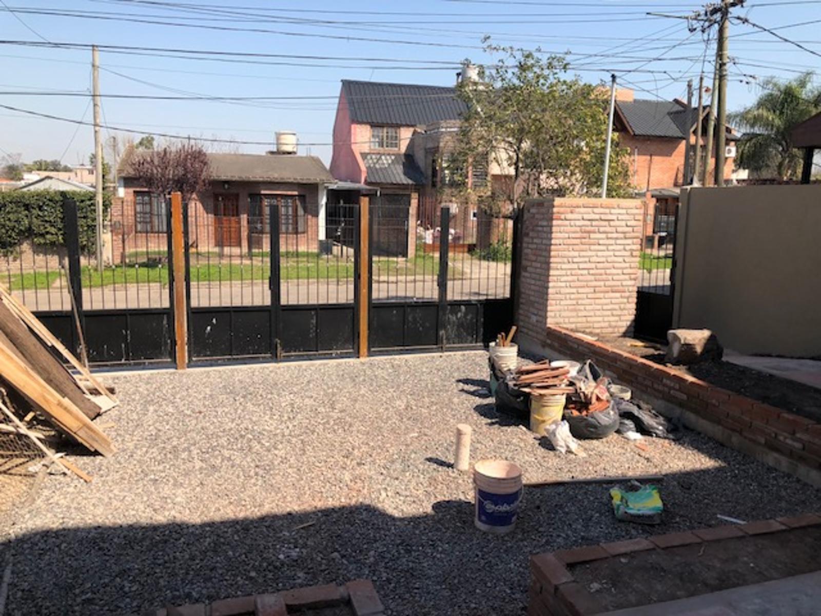Estrene Duplex 3 Ambientes Apto Crédito con cochera y fondo — foto 8