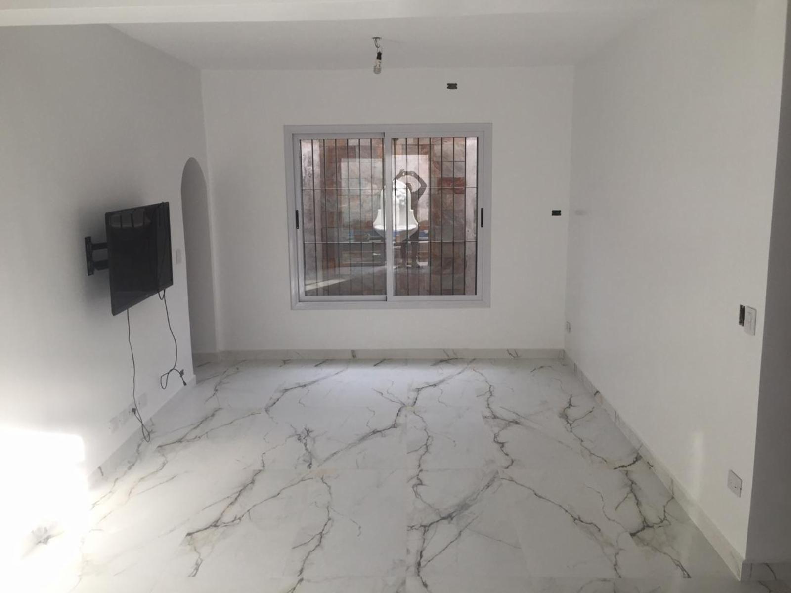 Nos volvimos locos Chalet 6 ambientes con piscina — foto 4