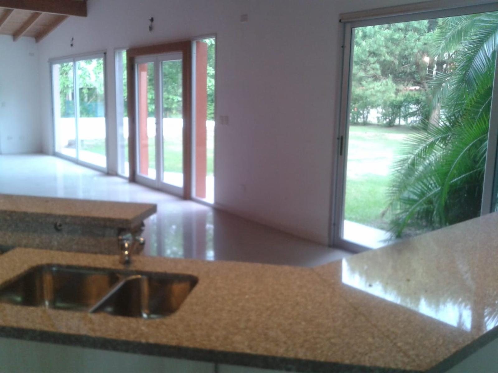 Hermosa Casa Quinta sobre 2000 mts2. — foto 2