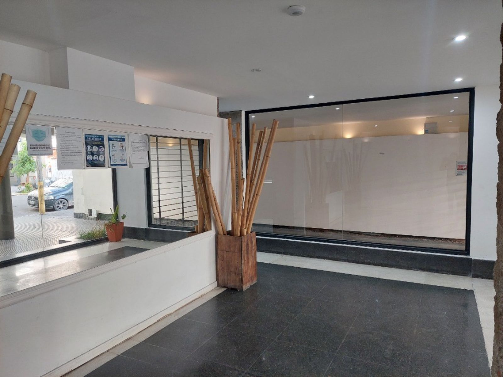 MAR DEL PLATA,EXCELENTE, 2AMBIENTES COCHERA BALCON SALIENTE METROSDEAVENIDA INDEPENDENCIA , OPORTUNIDAD — foto 2