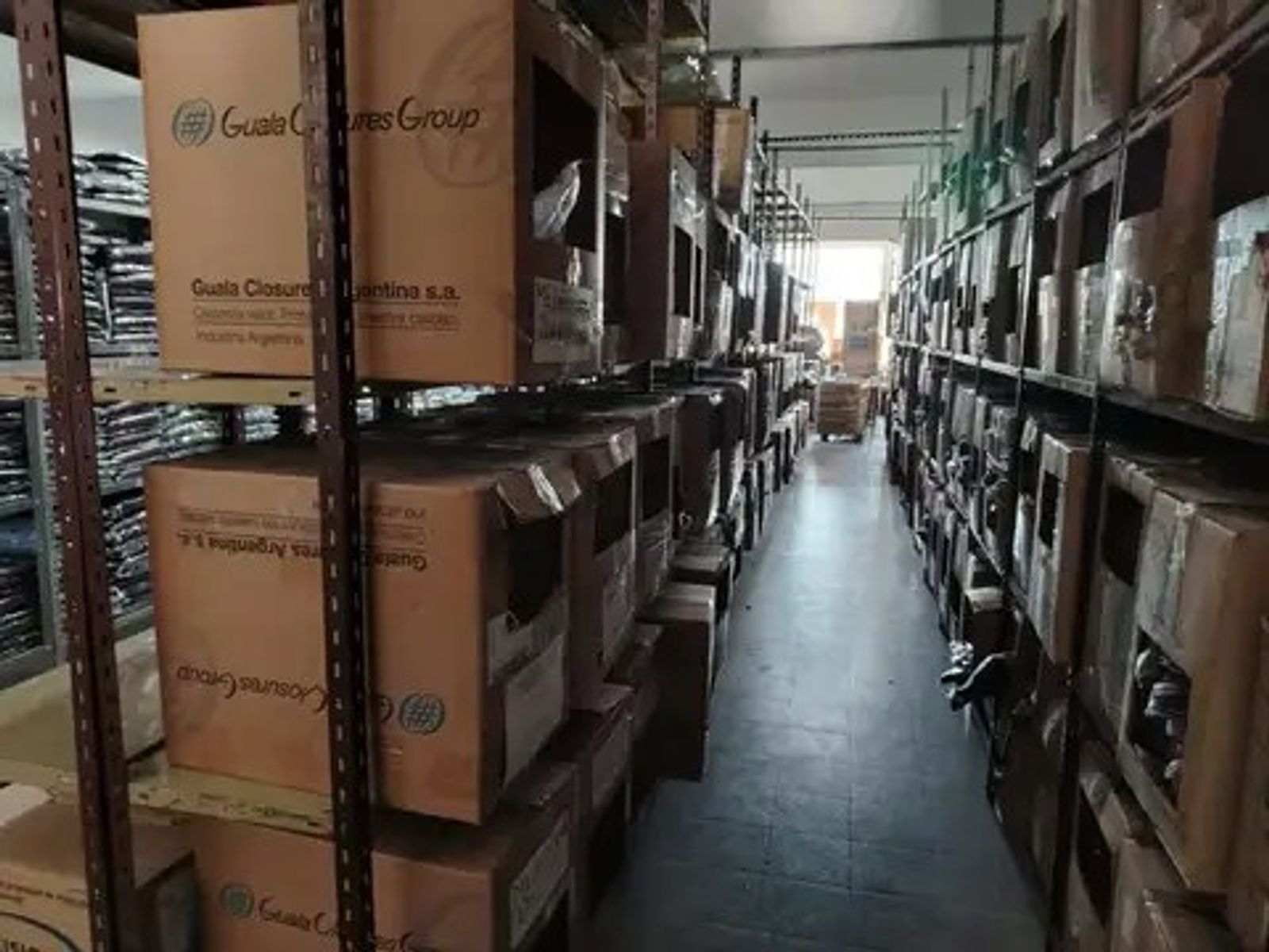 VILLA SANTA RITA,GALPON INDUSTRIAL, AMPLIO, 4 PLANTAS, BUENAS ARTERIAS DE ACCESO, ENTRADA VEHICULAR, OPORTUNIDAD - 9