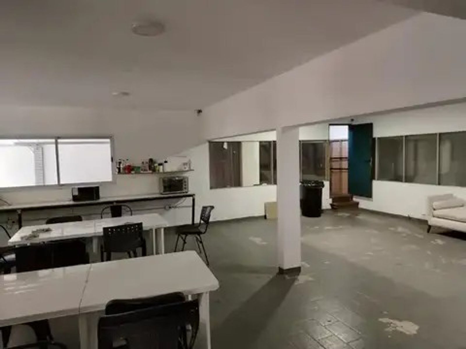 VILLA SANTA RITA,GALPON INDUSTRIAL, AMPLIO, 4 PLANTAS, BUENAS ARTERIAS DE ACCESO, ENTRADA VEHICULAR, OPORTUNIDAD - 10