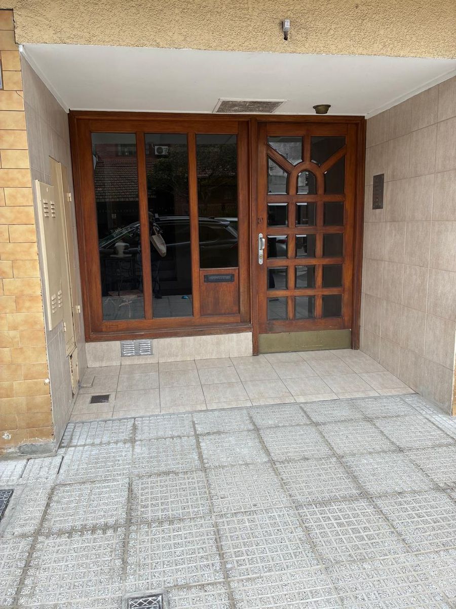 VILLA PUEYRREDON,3AMB,FRENTE,BALCON,LUMINOSO, S.AVENIDA VISTA ABIERTA, MUY BUEN ESTADO, OPORTUNIDAD — foto 2