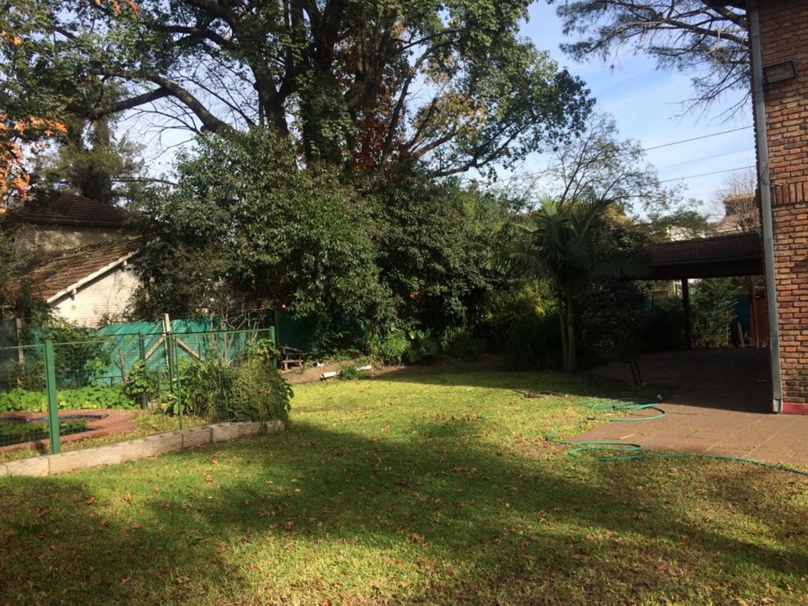 SU MEJOR OPCIÓN VENTA DE EXCELENTE CHALETS DE CUATRO DORMITORIOS EN HURLINGHAM — foto 8