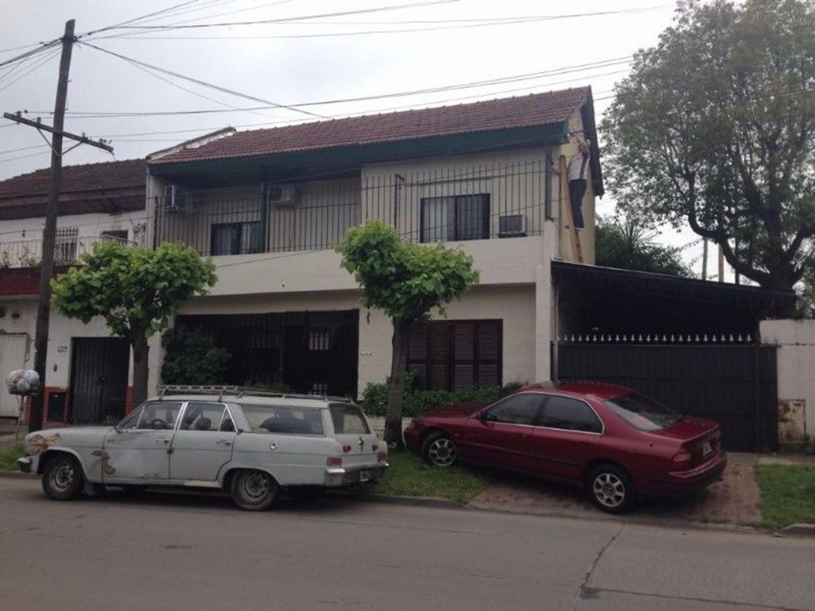 SU MEJOR OPCION VENTA DE CHALET DE TRES DORMITORIOS A DOS CUADRAS DEL HOSPITAL DE HURLINGHAM OPORTUNIDAD ANTICIPO 50,000 DOLARES Y RESTO FINANCIADO — foto 4