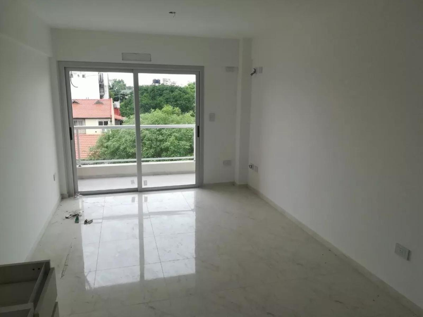 DEPARTAMENTO DE 2 AMBIENTES A ESTRENAR, MUY BIEN UBICADO EN MORON. A 3 CUADRAS DEL CENTRO Y 4 DE ESTACIÓN — foto 2