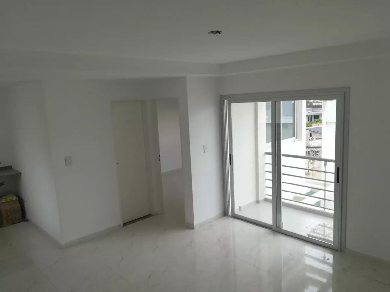 DEPARTAMENTO DE 2 AMBIENTES A ESTRENAR, MUY BIEN UBICADO EN MORON. A 3 CUADRAS DEL CENTRO Y 4 DE ESTACIÓN — foto 3