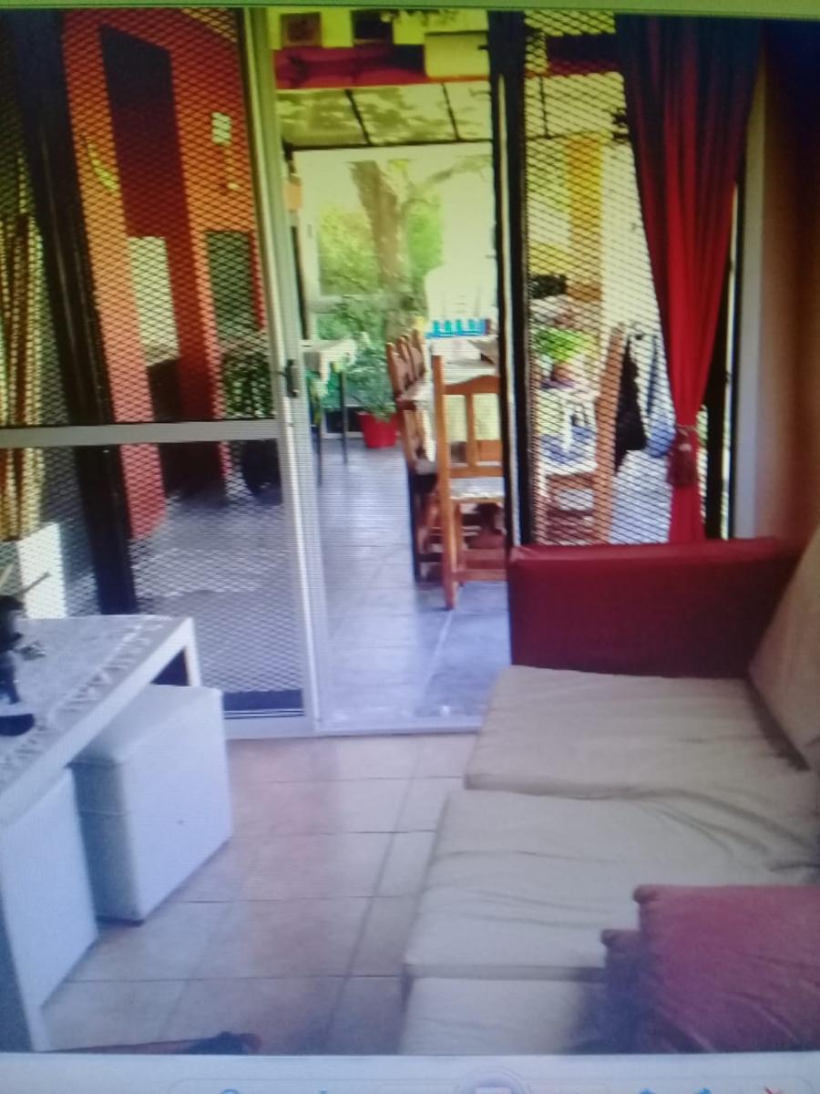 EXCELENTE CASA DE 3 AMBIENTES CON COCHERA EN BARRIO LA CELIA EZEIZA — foto 2