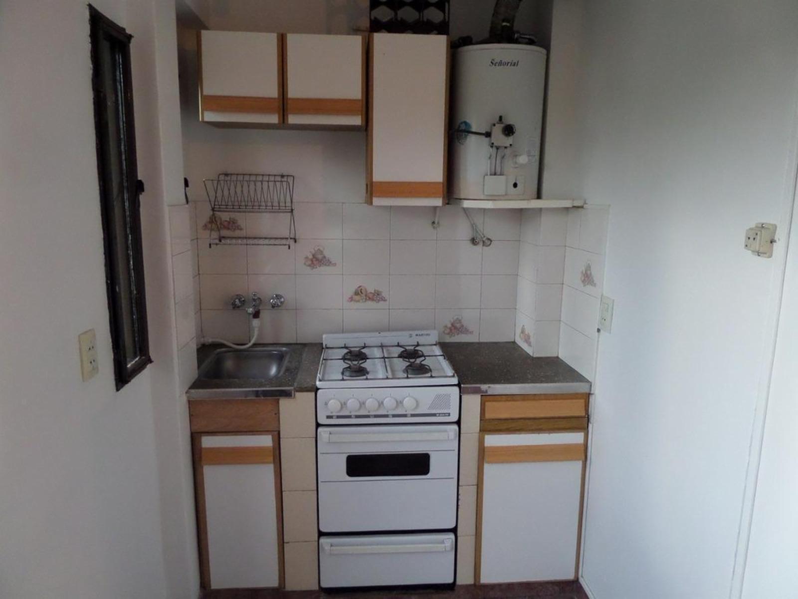 DEPARTAMENTO DE 2 AMBIENTES FRENTE MORON — foto 2