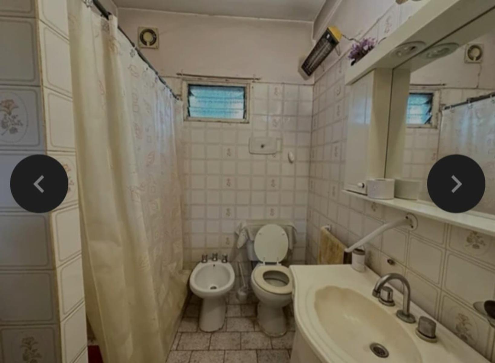 VENTA CASA DE 3 AMBIENTES CONCOCHERA DOBLE HERMOSO PARQUE V. UDONDO.ITUZAINGO NORTE. — foto 8