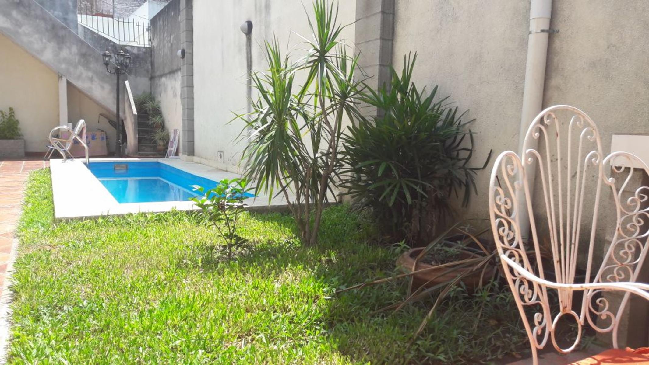INCREIBLE OPORTUNIDAD EN BANFIELD OESTE — foto 6