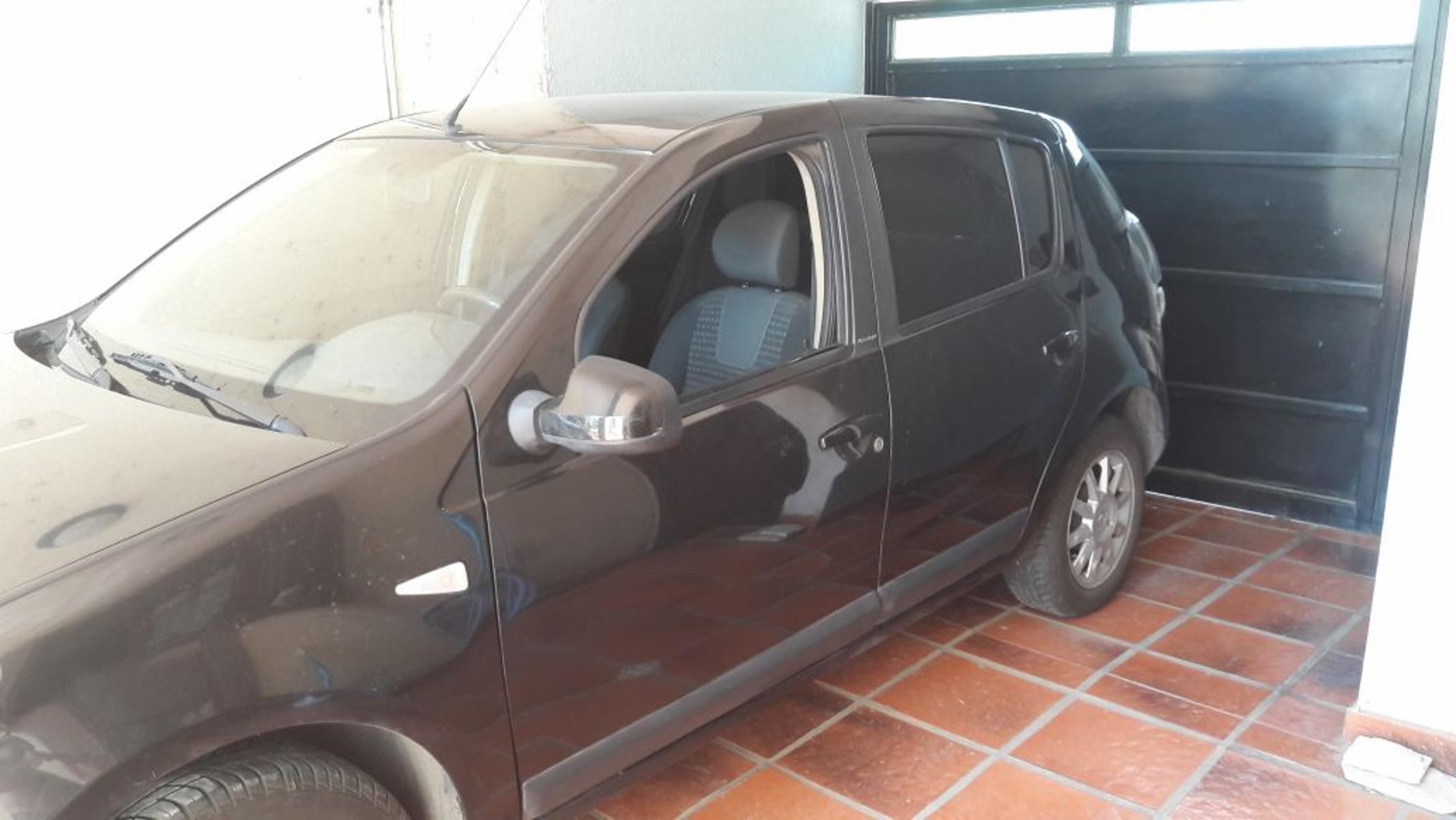 INCREIBLE OPORTUNIDAD EN BANFIELD OESTE — foto 7