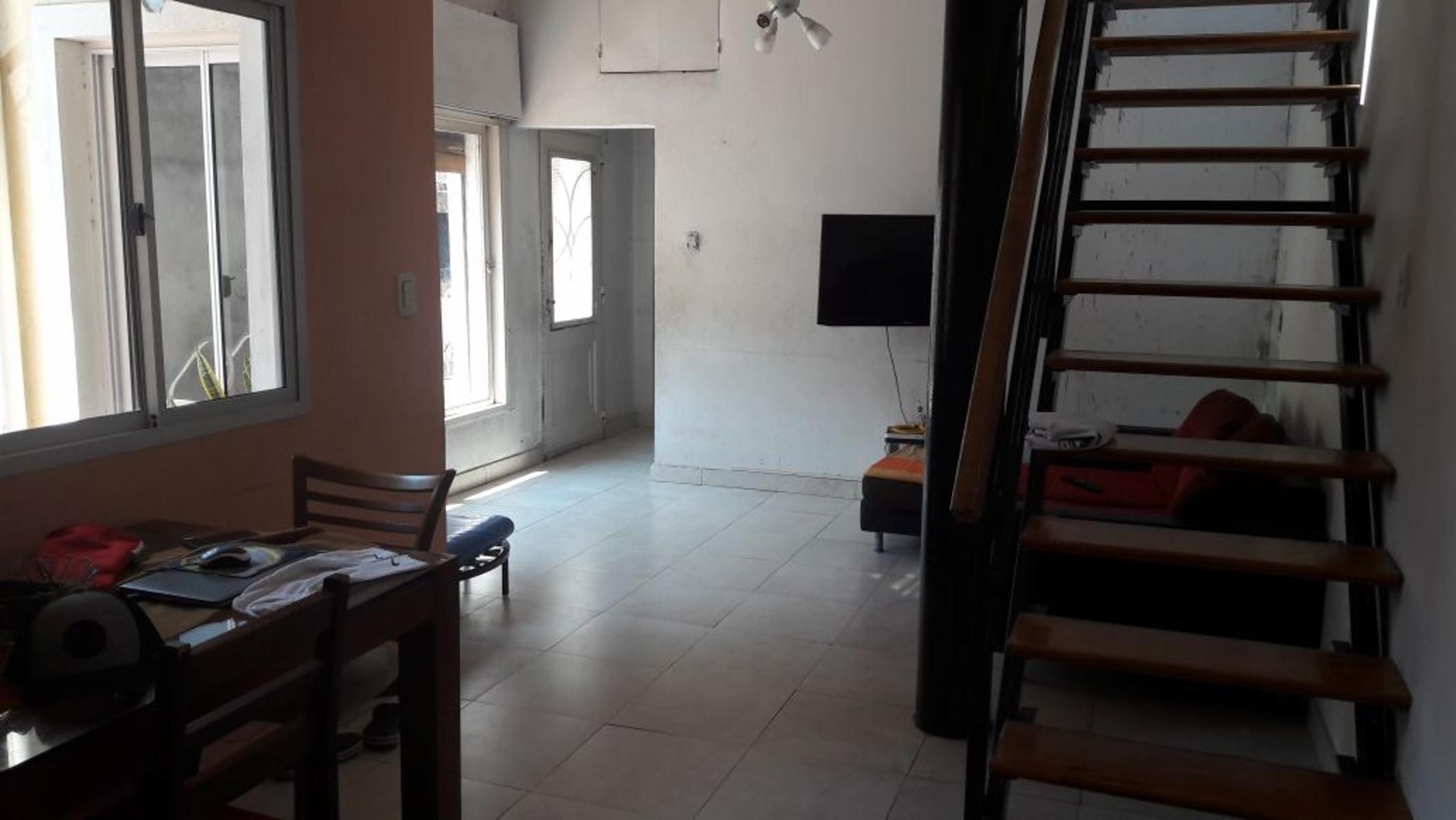 INCREIBLE OPORTUNIDAD EN BANFIELD OESTE — foto 14