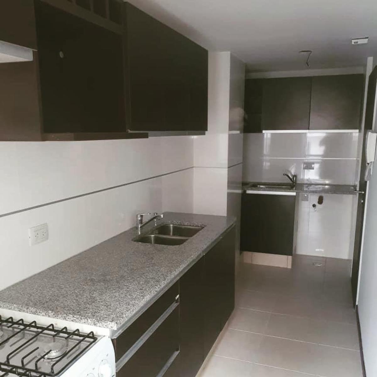 Departamento 2 dormitorios con cochera — foto 5