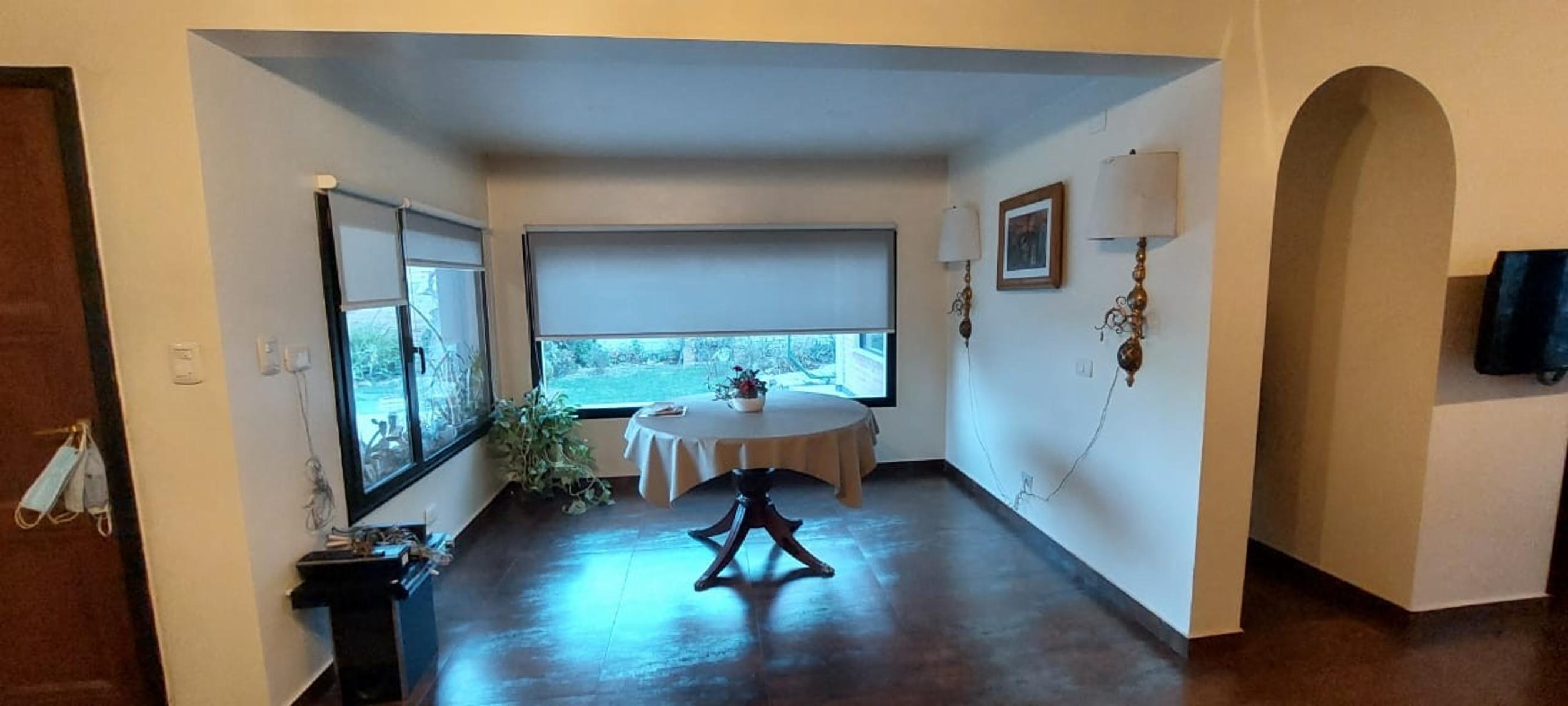 Casa con amplio jardin y Oficinas en Santa Genoveva — foto 3