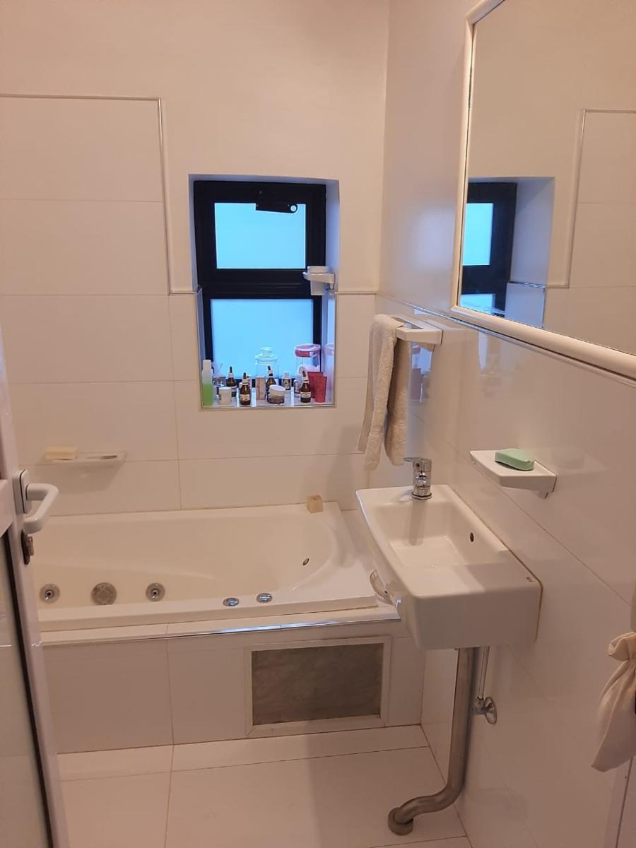 Casa con amplio jardin y Oficinas en Santa Genoveva — foto 13