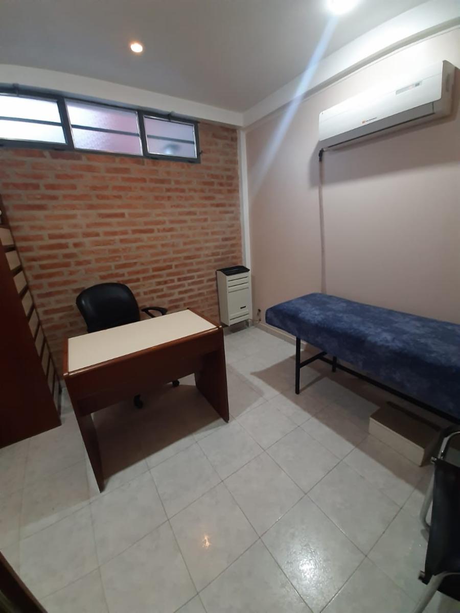 Casa con amplio jardin y Oficinas en Santa Genoveva — foto 14