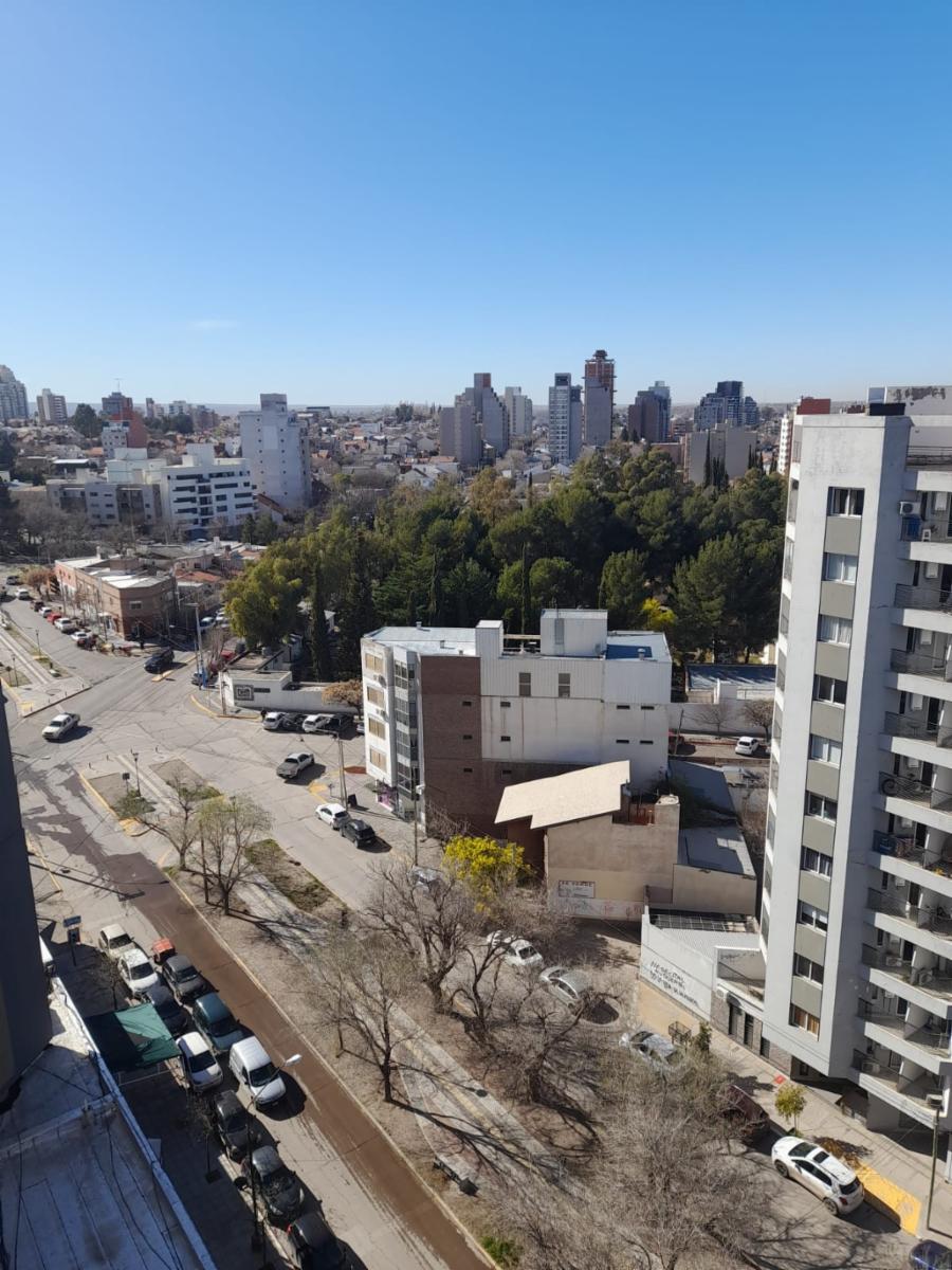 Departamento 3 dormitorios con cochera. remodelado Torre Periodistas — foto 10
