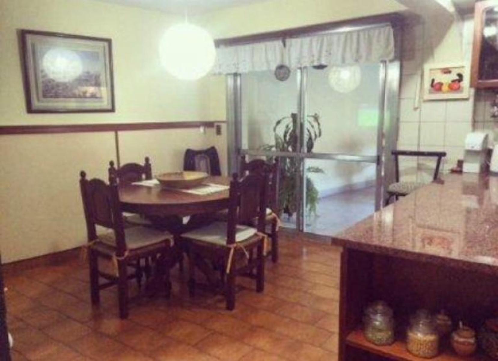 CASA DOS PLANTAS 22O M2 CUB EN CIUDAD JARDÍN — foto 10