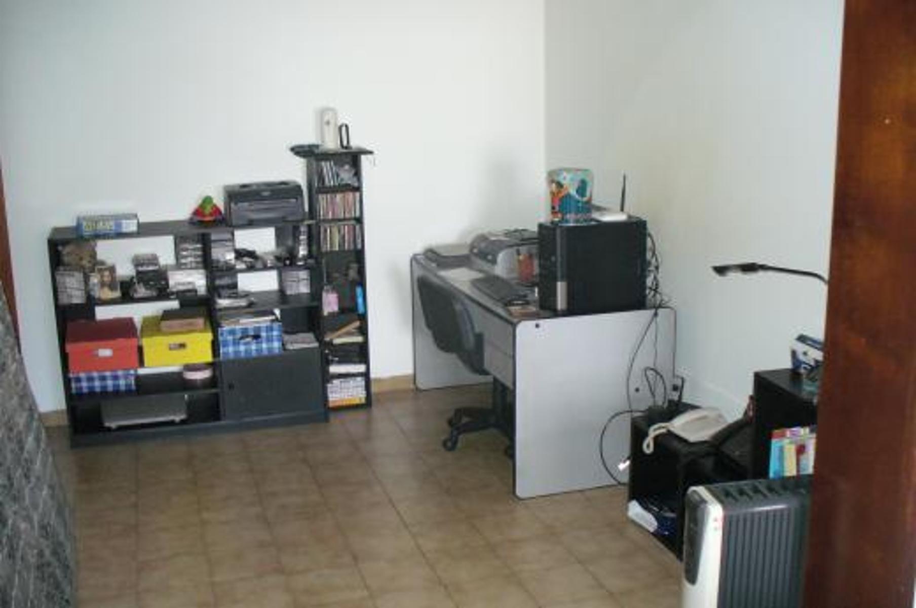 Tres De Febrero Precio: U$D 200000 EXCELENTE PISO -DEPARTAMENTO y COCHERA BOSCH -APTO CREDITO — foto 7