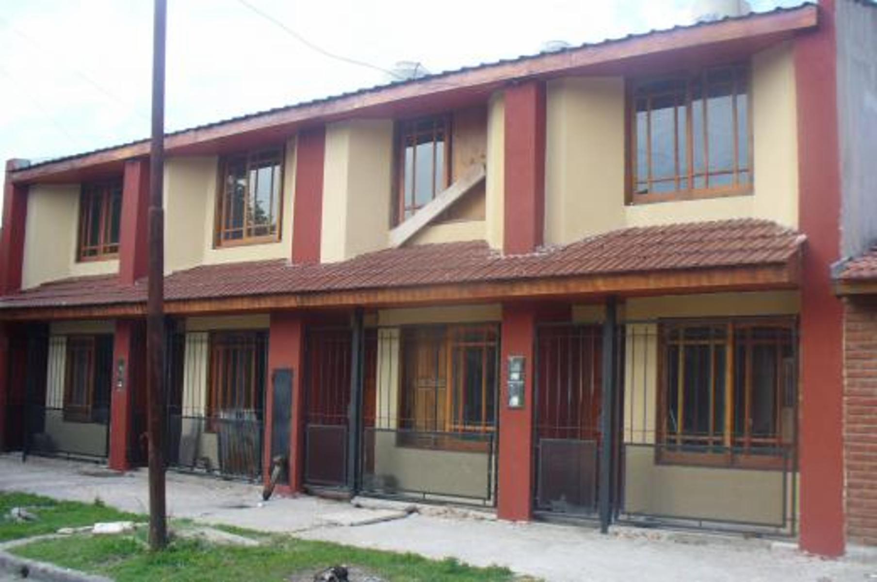 DUPLEX SEMINUEVOS EN VILLA BOSCH