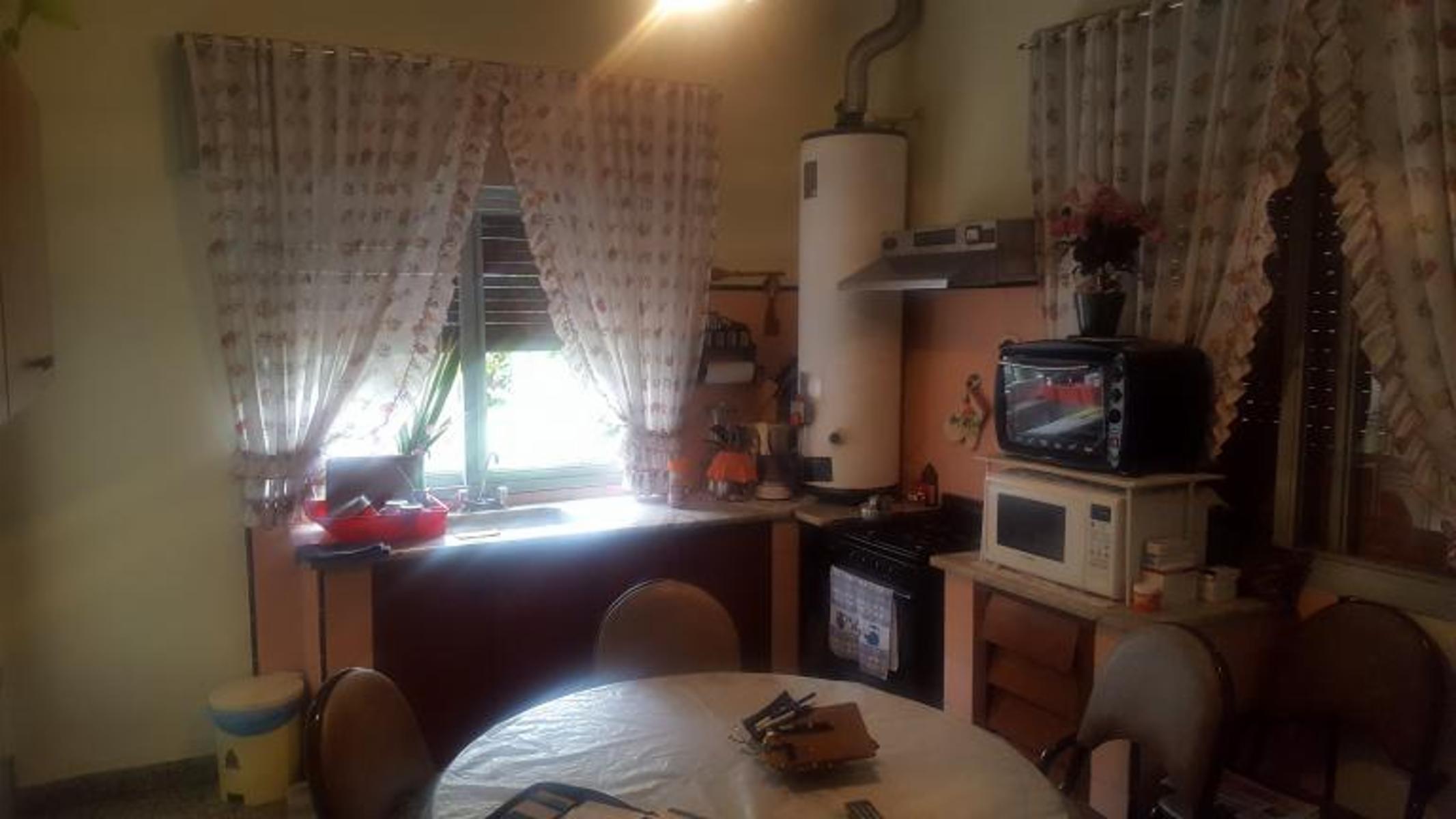 CASA 115M2 en lote 310m2 LOMA HERMOSA * APTO CREDITO — foto 2