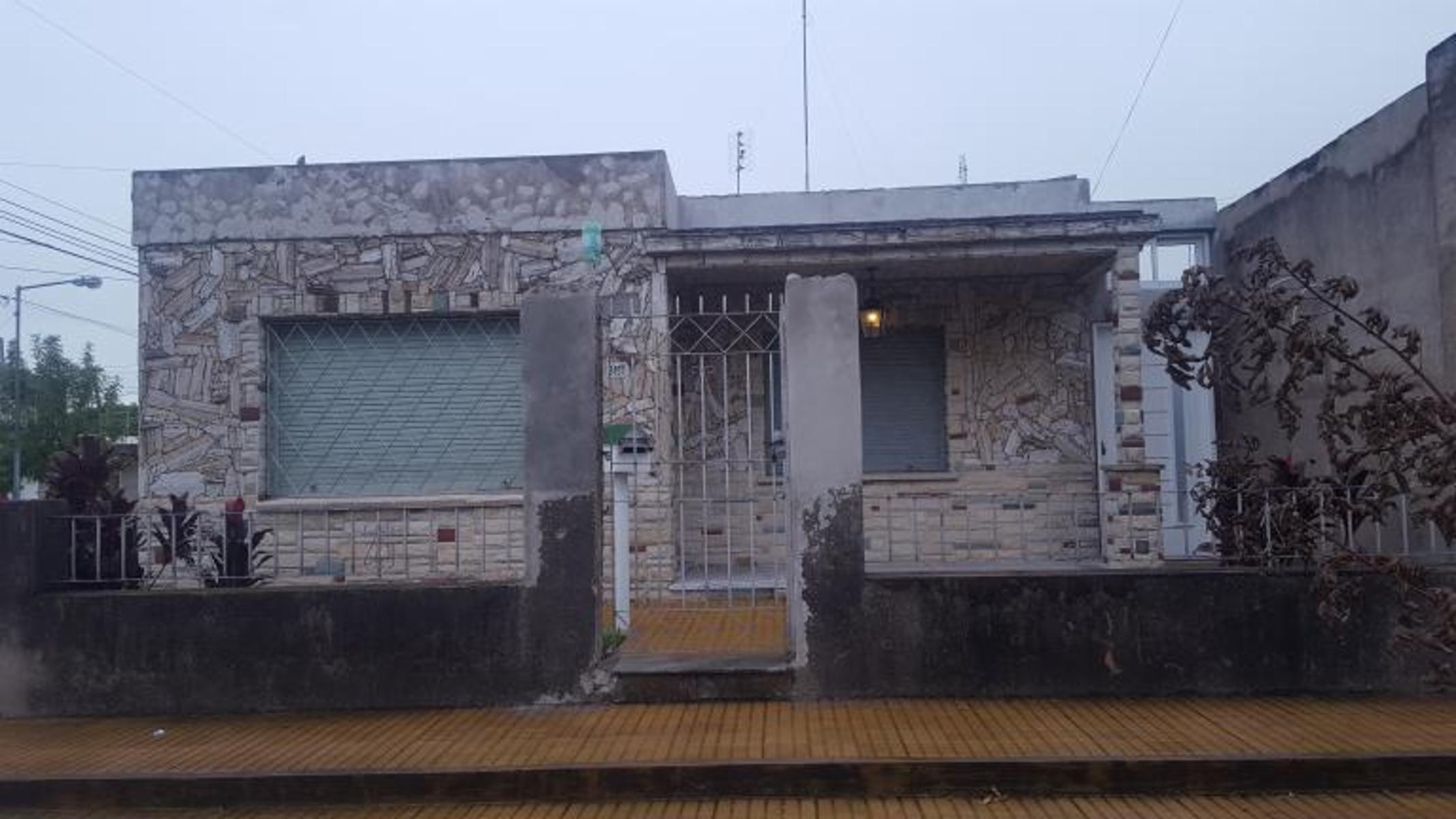 CASA 3 AMB C/GARAGE Y PATIO 191m2 *apto credito* - 1