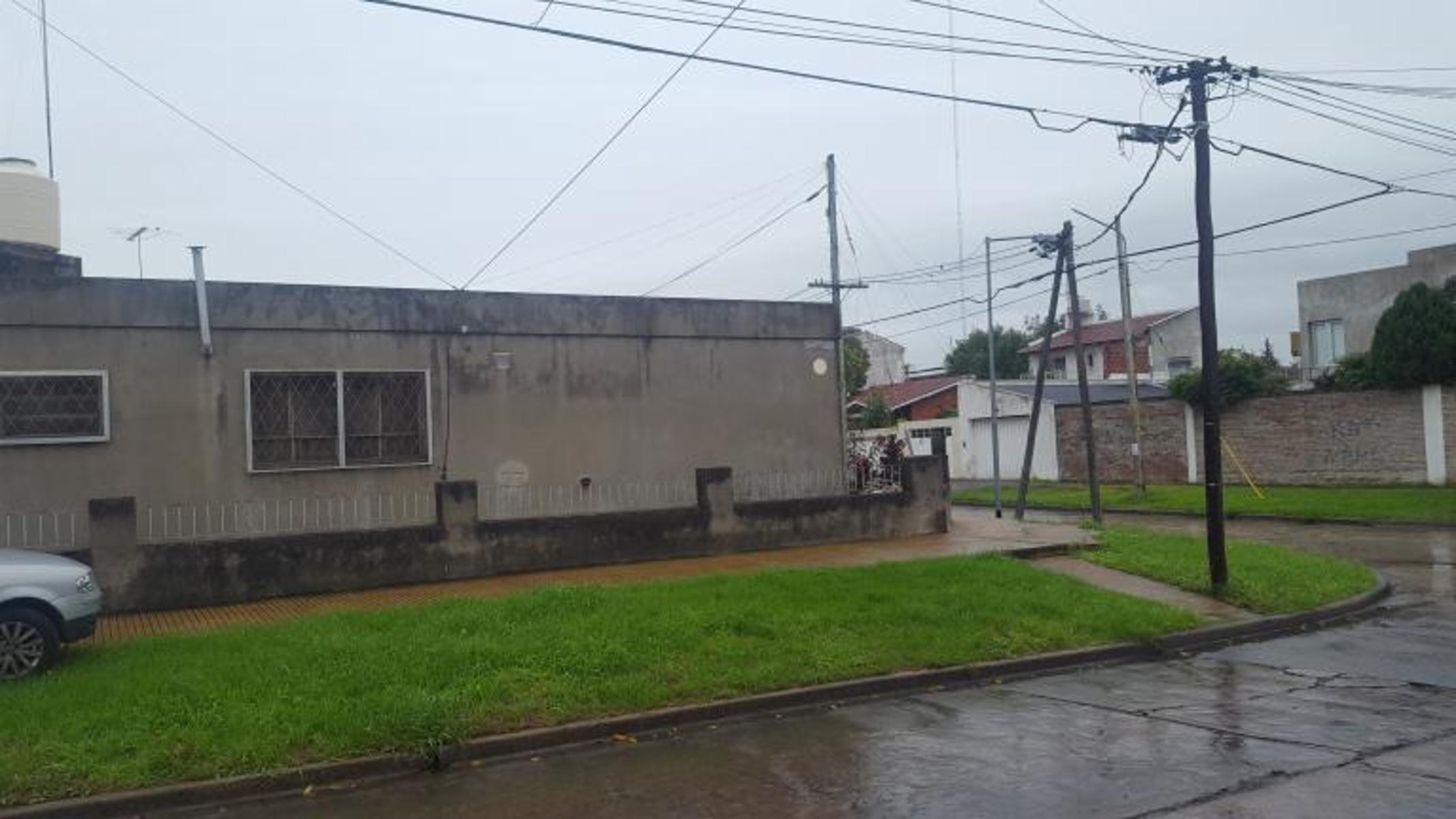 CASA 3 AMB C/GARAGE Y PATIO 191m2 *apto credito* - 6