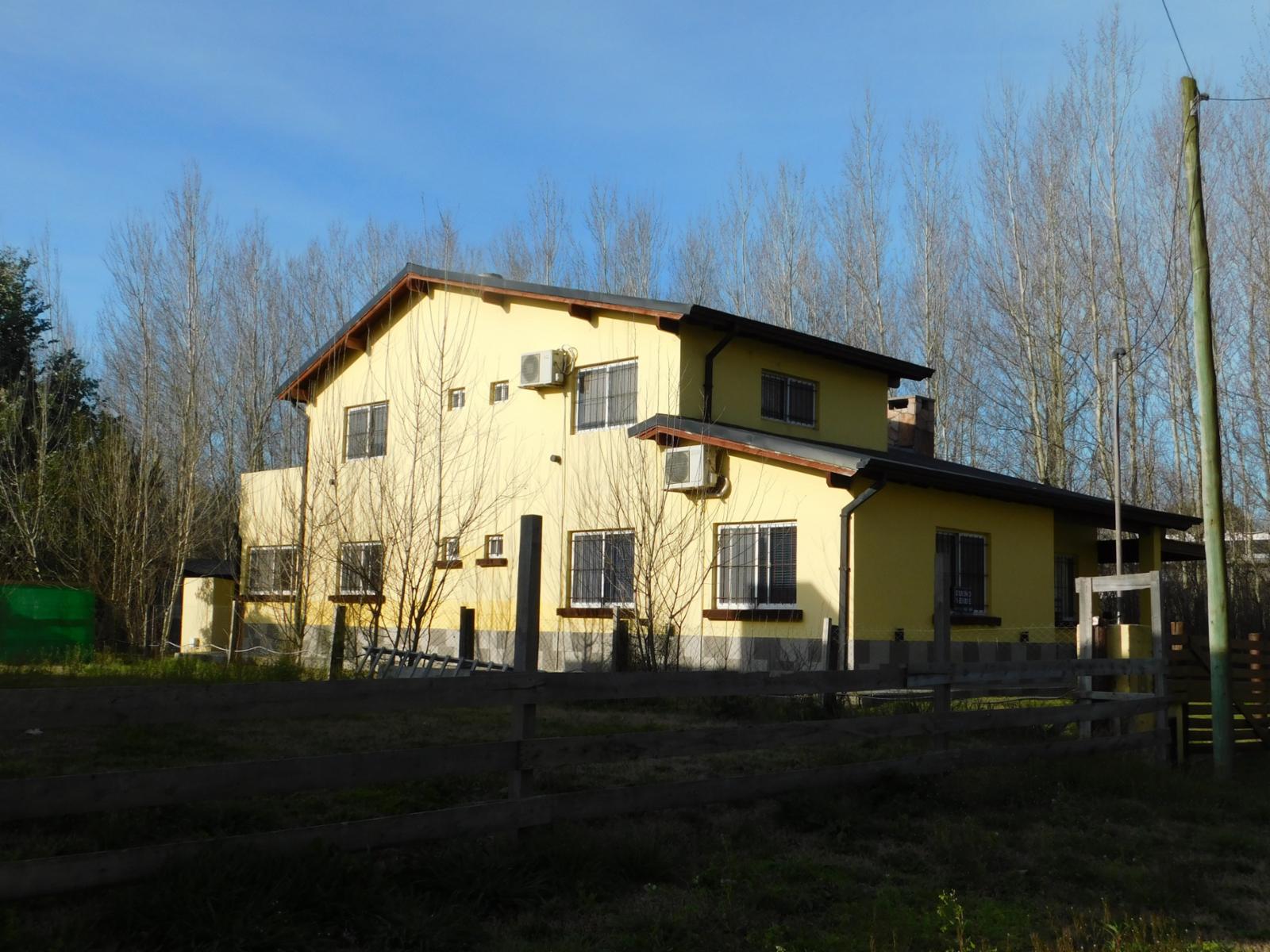 Venta - Hermosa Casa en Costa del Este - Partido de La Costa - Bs As - Toma Depto en Pago — foto 4