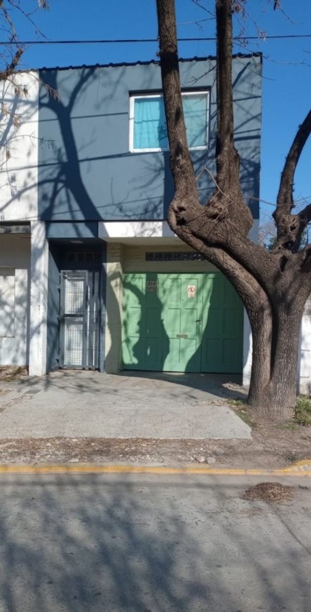 Venta PH de 4 ambientes con Jardin y cochera en Ing. Sordeaux