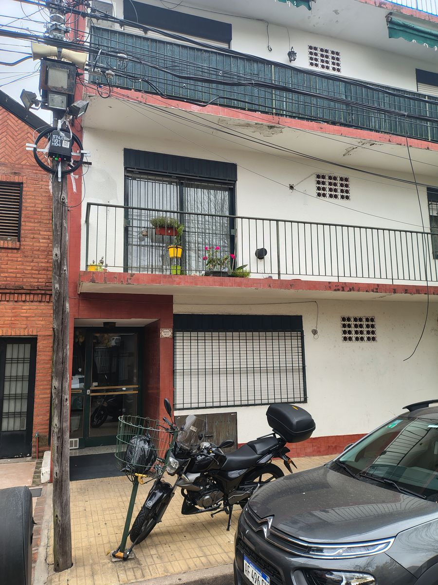 Se Vende Departamento de 2 Ambientes en Martínez con patio - 4