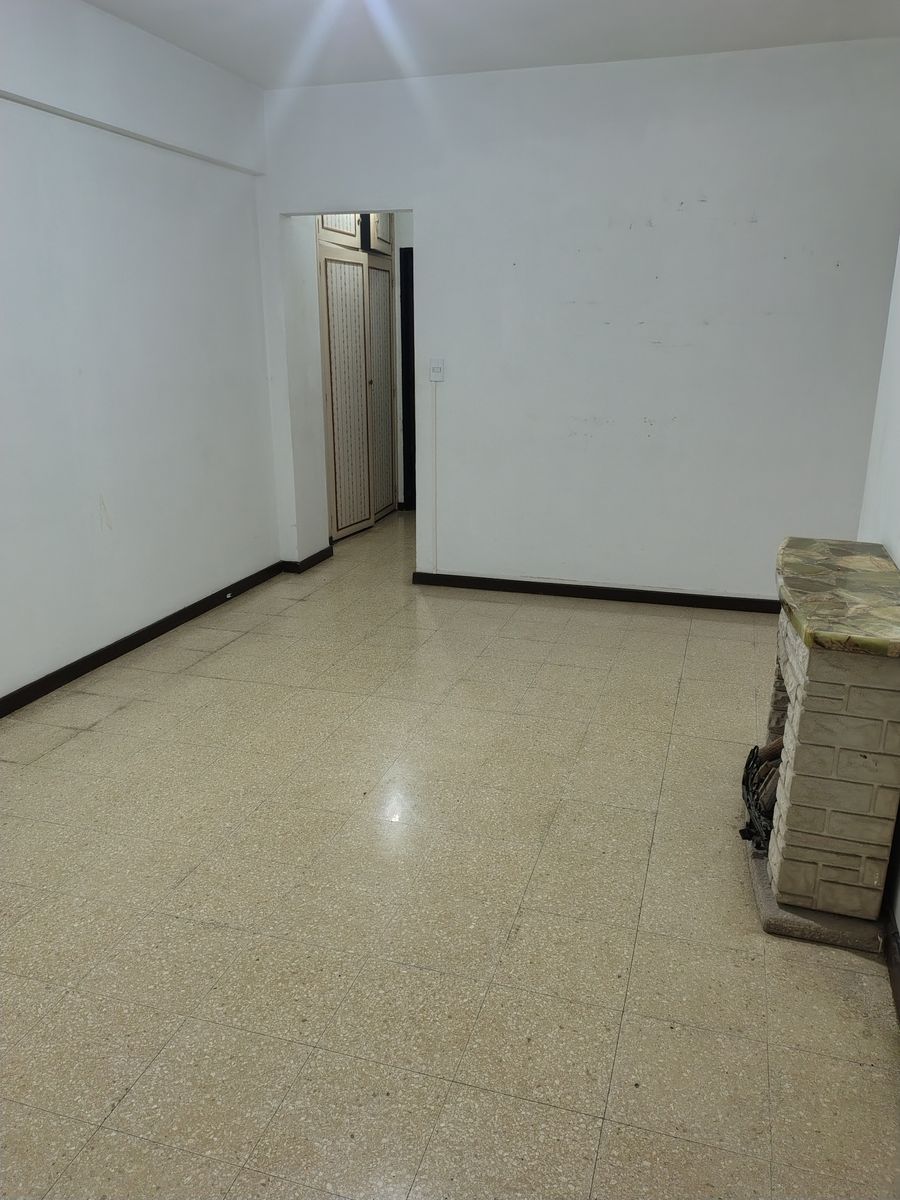 Se Vende Departamento de 2 Ambientes en Martínez con patio - 5