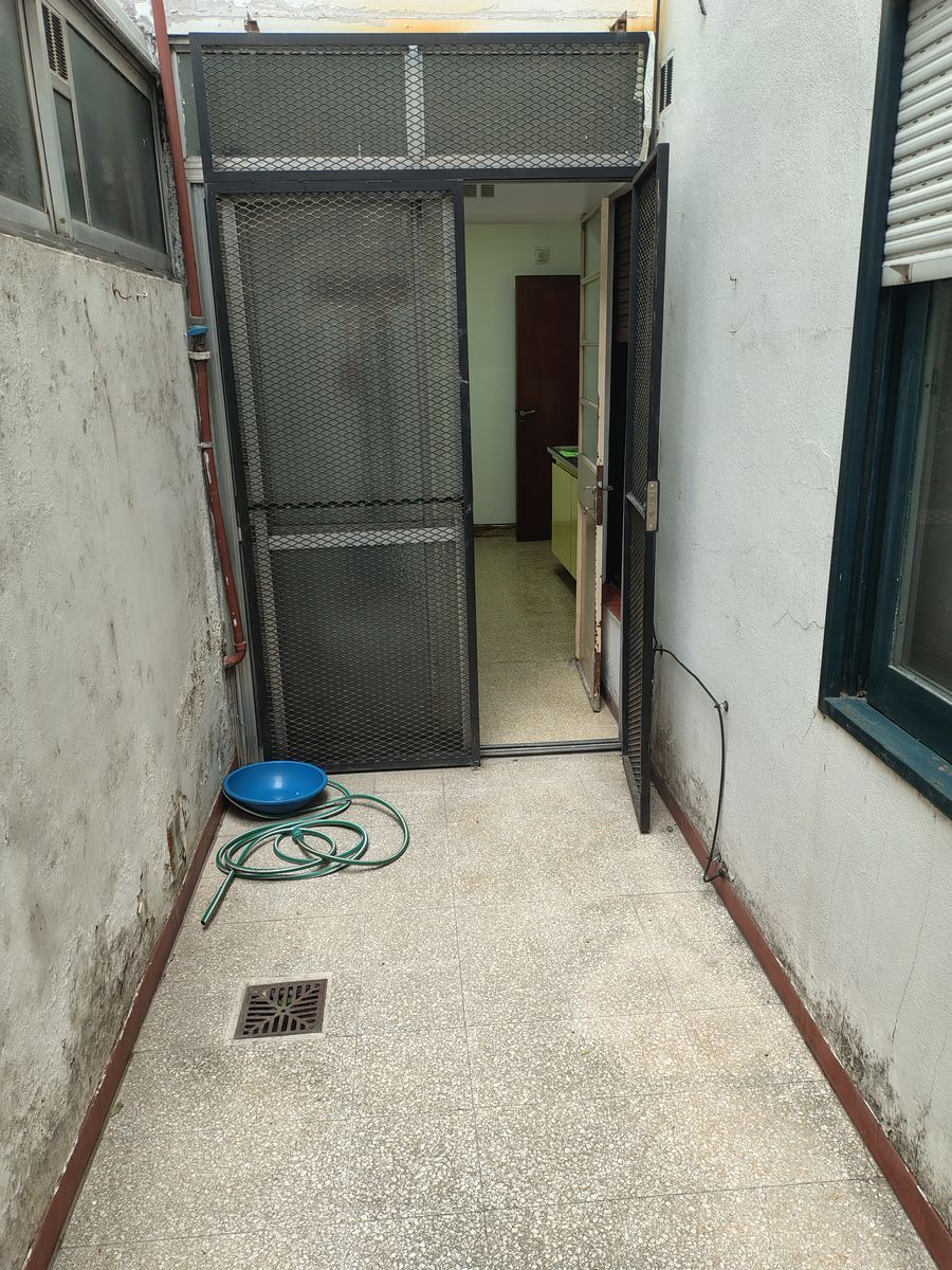 Se Vende Departamento de 2 Ambientes en Martínez con patio - 11