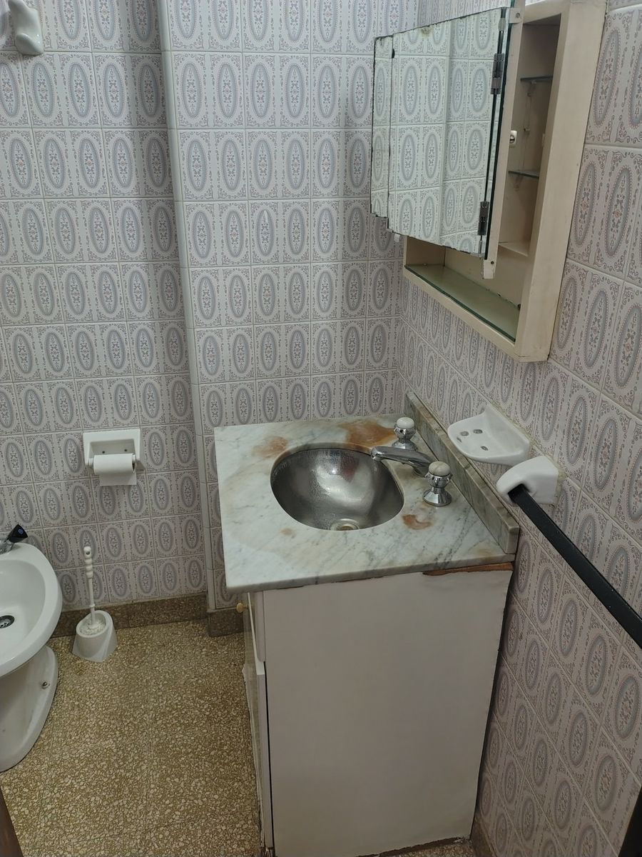 Se Vende Departamento de 2 Ambientes en Martínez con patio - 17