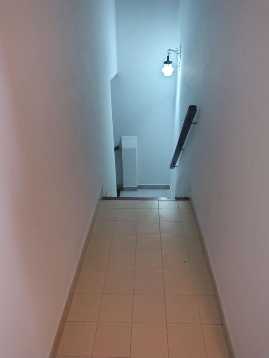 Se Alquila Importante PH de 3 Ambientes en Alquiler en Planta Alta en Munro - 2