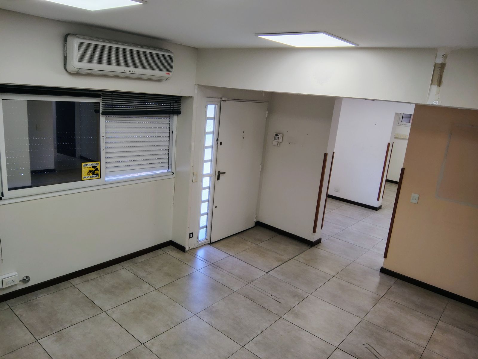 Venta Casa Y/u Oficinas en Florida Oeste. Apto Profesional - 2
