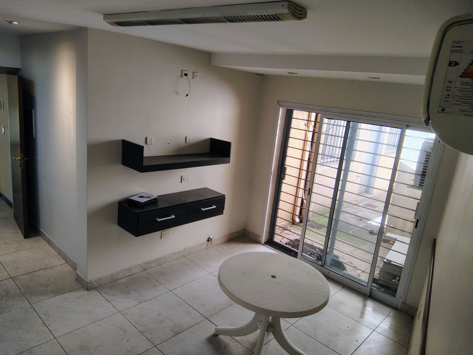 Venta Casa Y/u Oficinas en Florida Oeste. Apto Profesional - 10