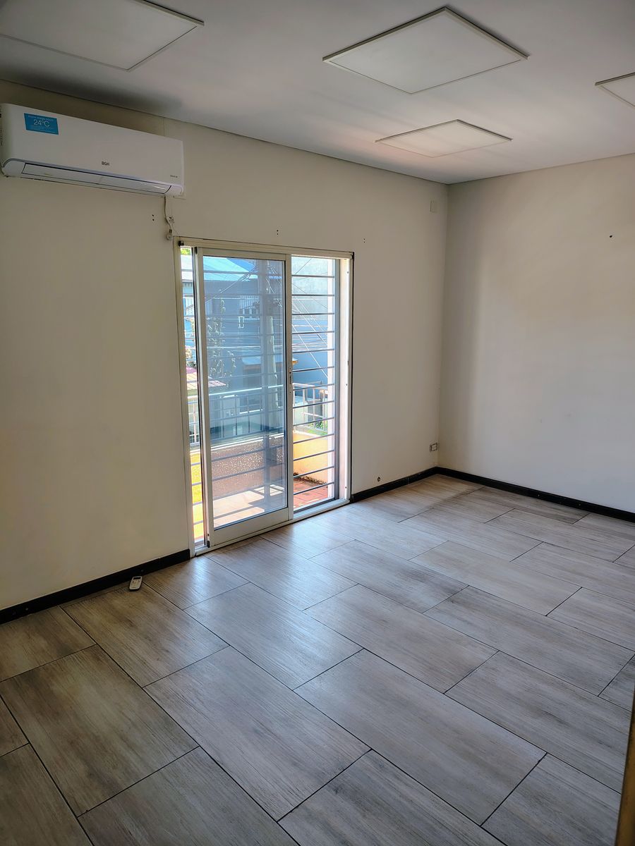 Venta Casa Y/u Oficinas en Florida Oeste. Apto Profesional - 16