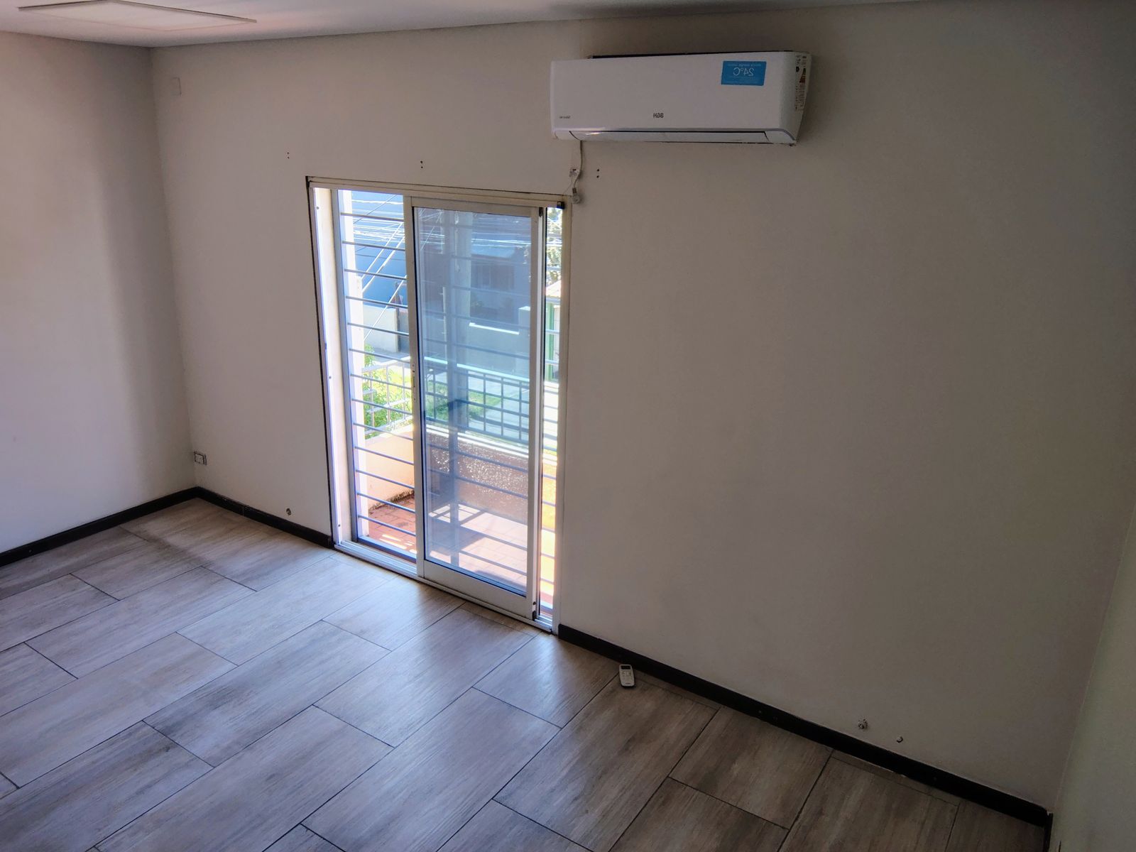 Venta Casa Y/u Oficinas en Florida Oeste. Apto Profesional - 17