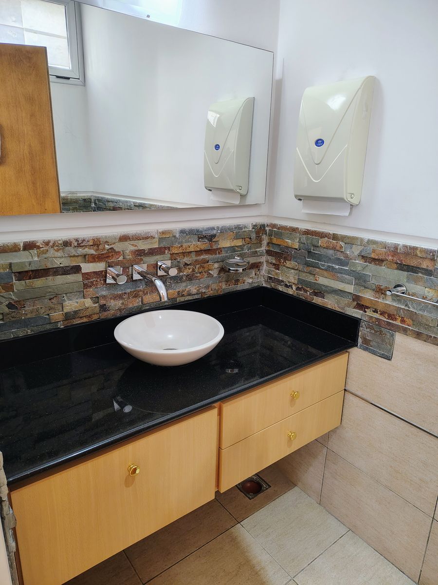 Venta Casa Y/u Oficinas en Florida Oeste. Apto Profesional - 19