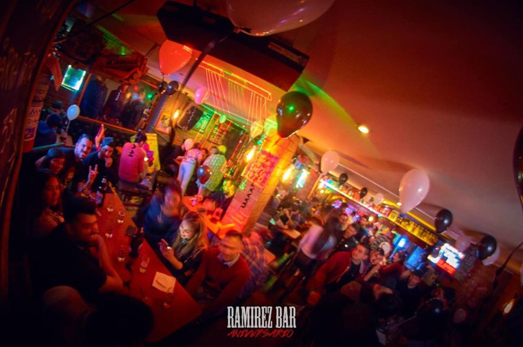 VENDO EXCELENTE BAR FUNCIONANDO EN NUEVA CÓRDOBA , SOBRE LA CALLE RONDEAU — foto 6