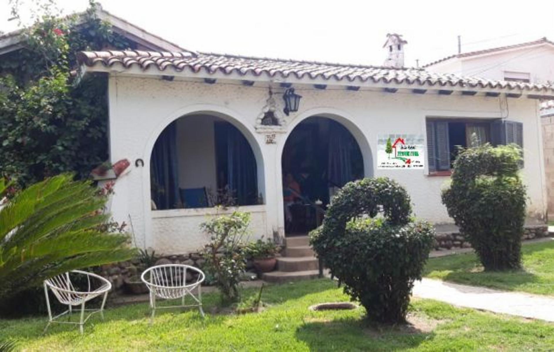 GRAN OPORTUNIDAD VENDO CASA 3 DORMITORIOS A METROS DE AV. LIBERTAD