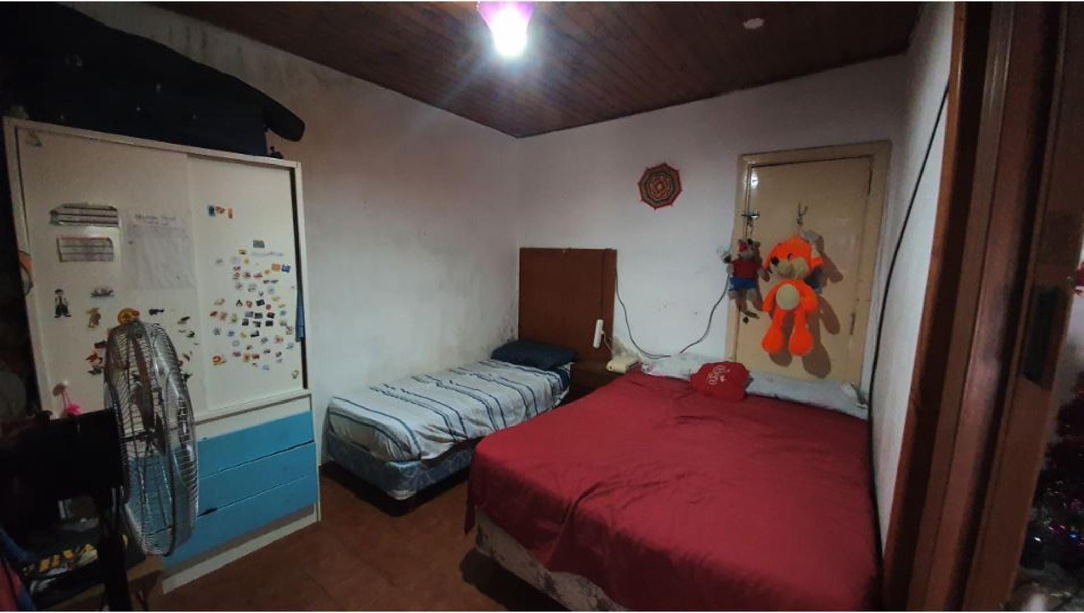 Buena Ubicacion, Amplio Terreno, Entrada Varios Autos — foto 6