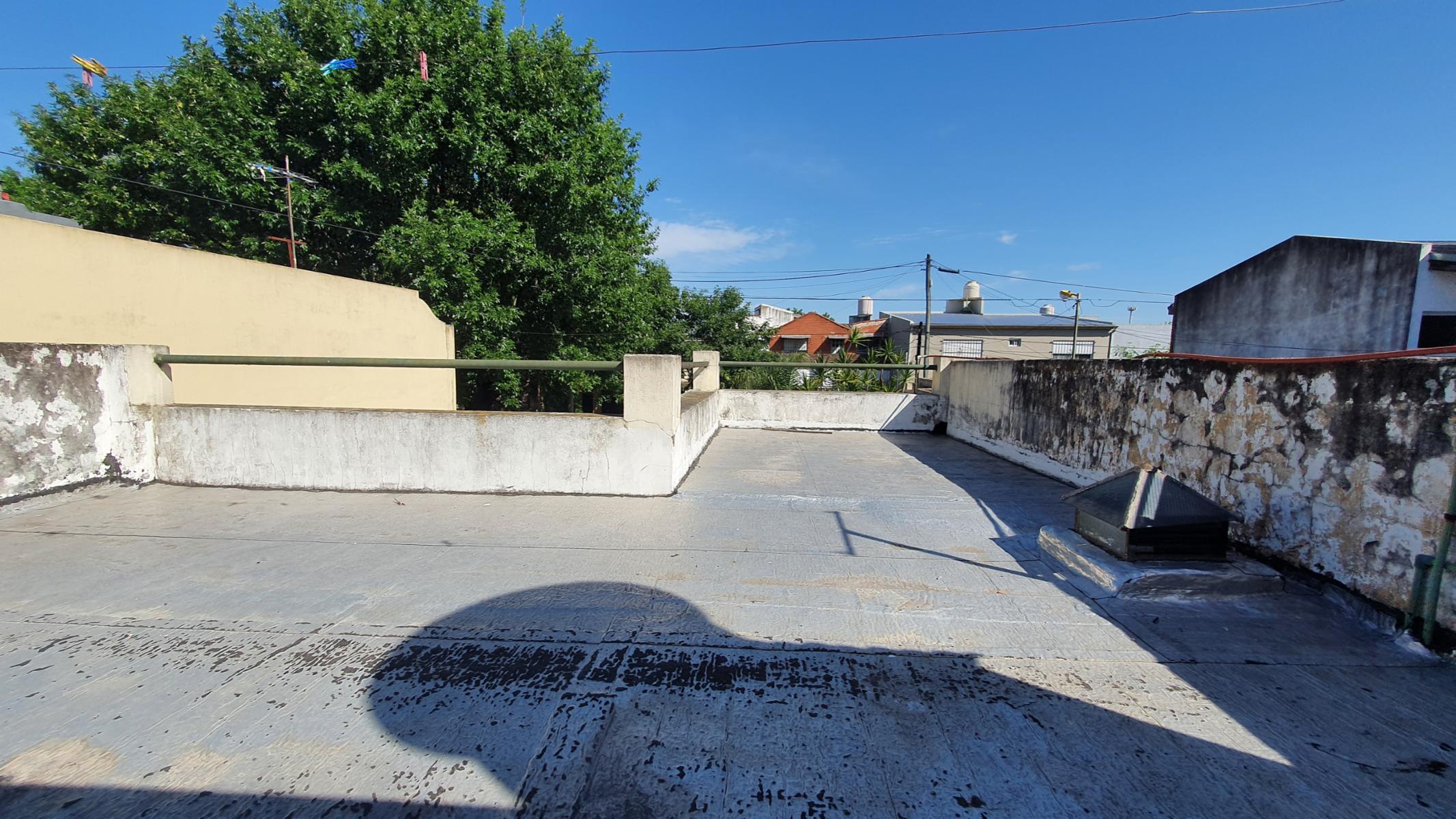 Casa, 3 Ambientes, Hermoso Jardin, Parrilla, Amplia Cochera. — foto 9