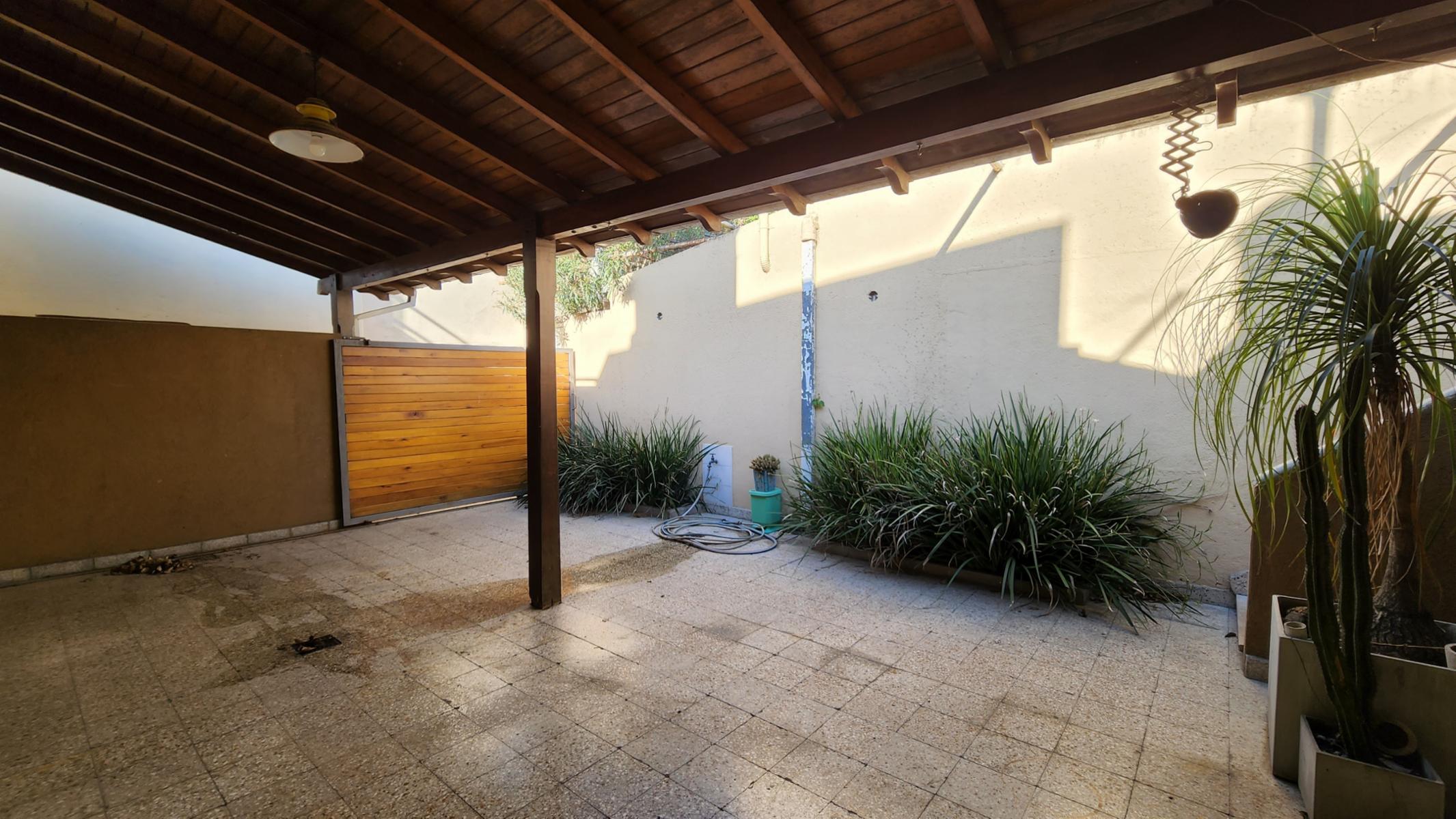 Moderna Y Confortable Casa, 3 Ambientes Con Garaje, Muy Luminoso — foto 13