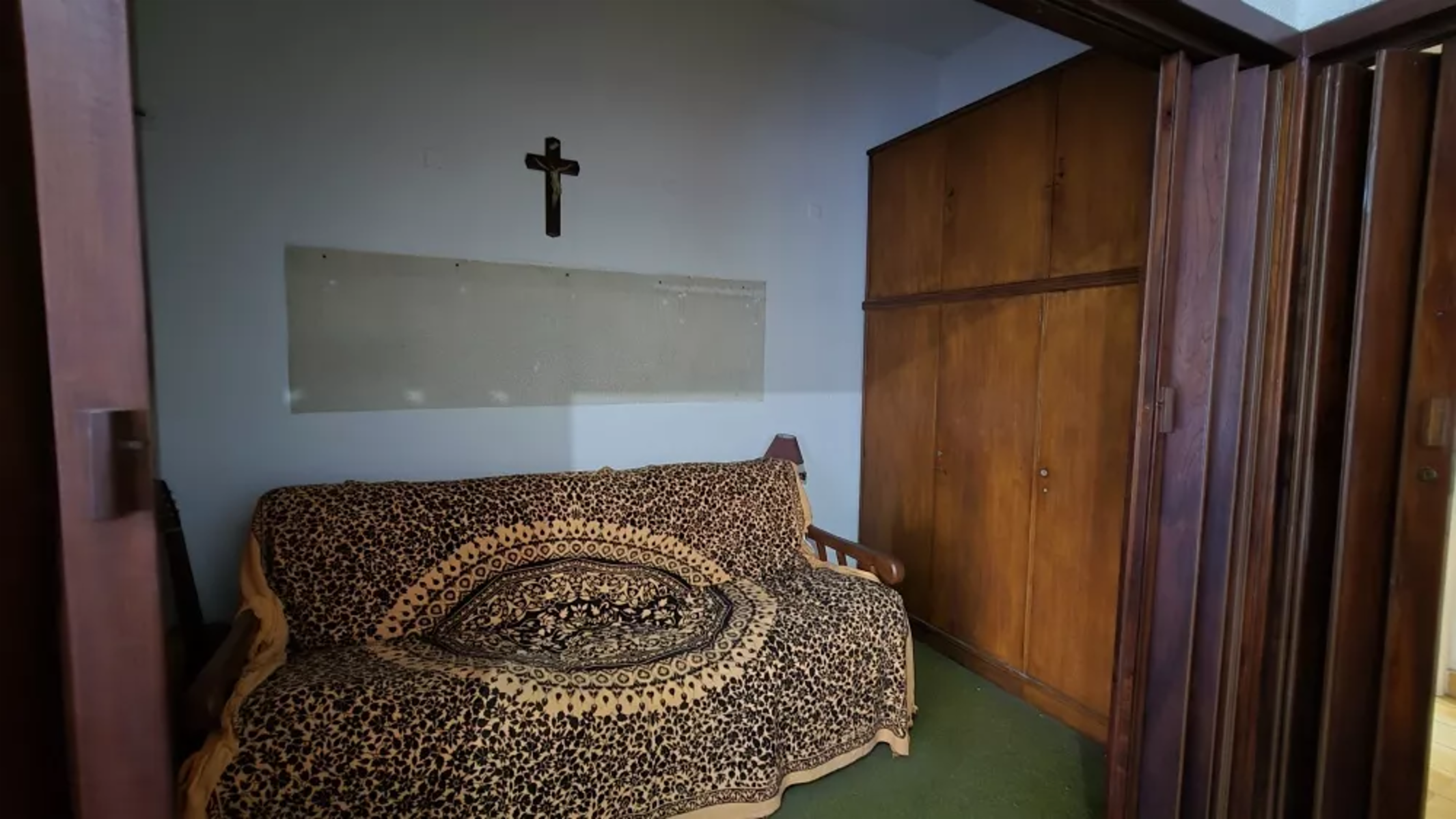 Muy Buena Propiedad, Amplio Fondo Libre, Excelente Zona — foto 4