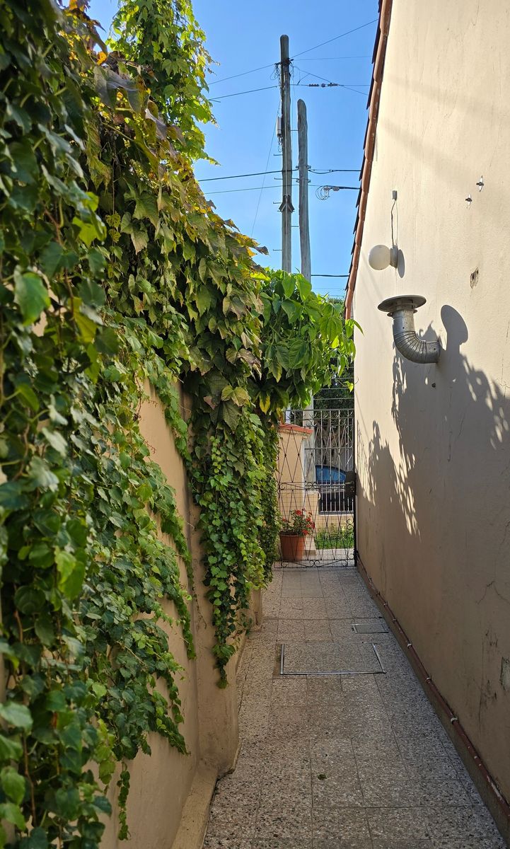 Vivienda Multifamiliar, Chalet, Casa En Dos Plantas, Patio, Lavadero,Excelente Estado, Buena Ubicacion — foto 10